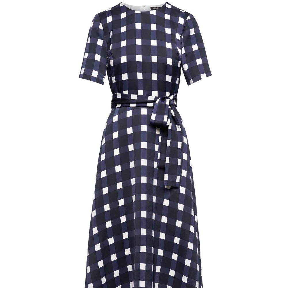Banana Republic. Handkerchief Hem Fit-and-Flare Dress. like new, size 6